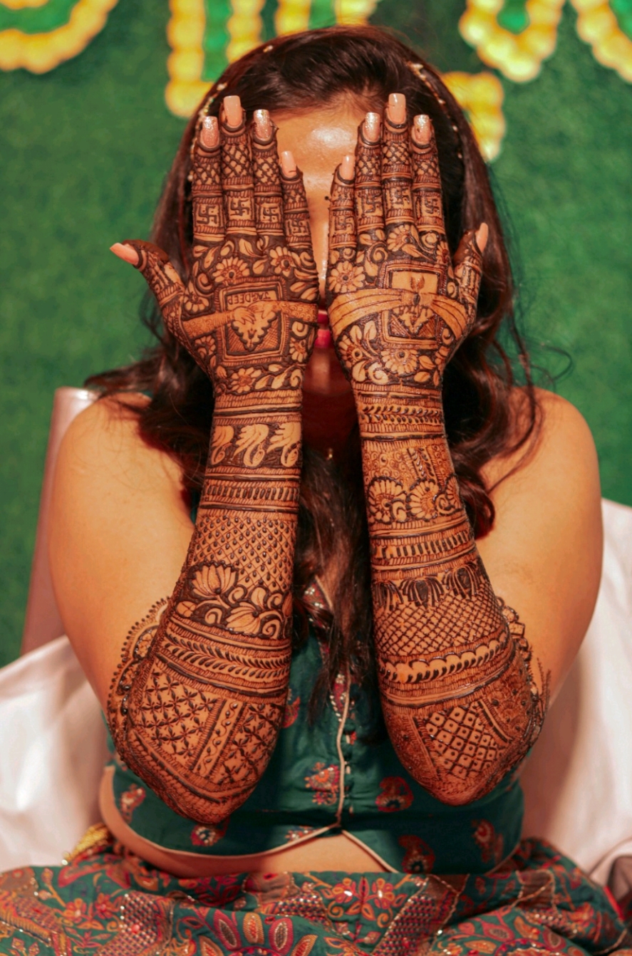 Mehndi Details