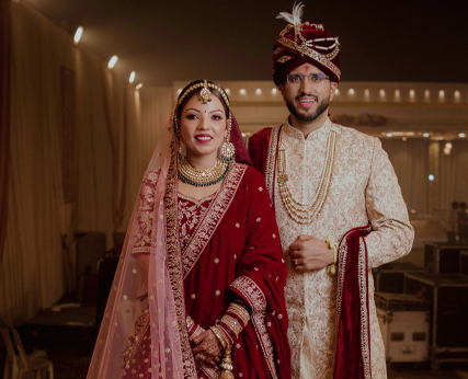 Groom Safa